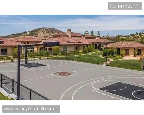 保罗职业生涯首次连续缺席比赛引发球迷热议年龄问题